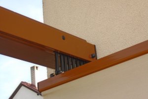 Pergola Latin podvěs, soukromá realizace Bohemiaflex CS