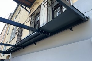 Pergola Latin 80, Bar 66 v Opavě, realizace Bohemiaflex CS