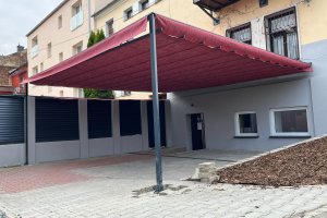 Pergola Latin 80, Bar 66 v Opavě, realizace Bohemiaflex CS