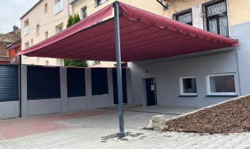 Pergola Latin 80, Bar 66 v Opavě, realizace Bohemiaflex CS