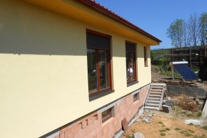 Svislá markýza Screen Zip Solar, realizace Bohemiaflex CS