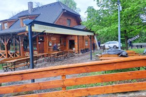 Markýzový přístřešek, ZASTÁVKA U SRUBU, realizace Bohemiaflex CS