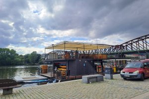 Pergola Latin 80, Kayak Beach Bar, Praha, realizace Bohemiaflex CS