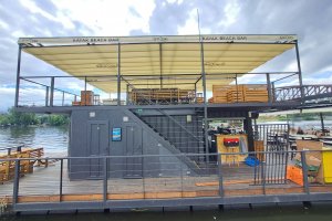 Pergola Latin 80, Kayak Beach Bar, Praha, realizace Bohemiaflex CS