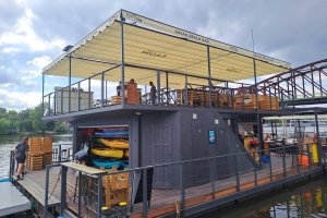 Pergola Latin 80, Kayak Beach Bar, Praha, realizace Bohemiaflex CS