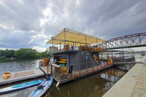 Pergola Latin 80, Kayak Beach Bar, Praha, realizace Bohemiaflex CS