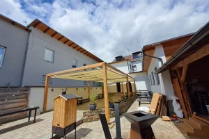Pergola Latin 80, Restaurace Na Mlýnku, Humpolec, realizace Bohemiaflex CS