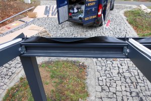 Pergola Piazza 2625x2300mm, RAL 7016, realizace Bohemiaflex CS