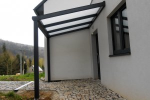 Pergola Piazza 2625x2300mm, RAL 7016, realizace Bohemiaflex CS