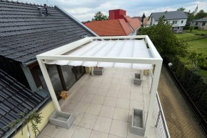 Pergola Cubolino, RAL 1013, realizace Bohemiaflex CS