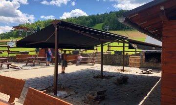 Markýzový přístřešek restaurace U Vleku, Horní Podluží, realizace Bohemiaflex CS