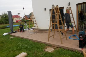 Pergola Cubolino + Screen Zipy, RAL 7016, realizace Bohemiaflex CS