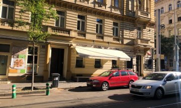 Markýza Sirius, restaurace Per Te, Praha 2, realizace Bohemiaflex CS