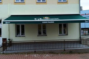 Markýza Sirius, restaurace PALERMO, Štětí, realizace Bohemiaflex CS