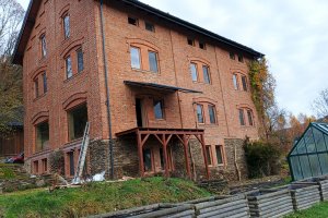 Kazetová markýza Aresbox, RAL 7016 antracit, 4800 x 2500 mm, realizace Bohemiaflex CS