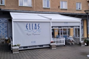 Pergola Linie + Screen Zipy, restaurace Ellas Ostrava, realizace Bohemiaflex CS
