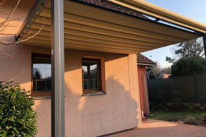 Pergola Cubolino a Sandra EXT, RAL 7016 antracit jemná struktura, Cubolino rozměr 4000 x 2550 mm, realizace Bohemiaflex CS