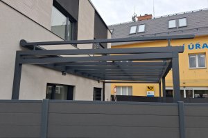 Climavelum Zip, markýza pro zimní zahradu, RAL 7016 antracit, realizace Bohemiaflex CS