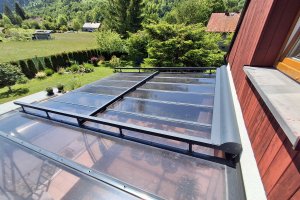 Climavelum Zip, markýza pro zimní zahradu, RAL 7016 antracit, rozměry: 4 005 mm x 4 750 mm, realizace Bohemiaflex CS