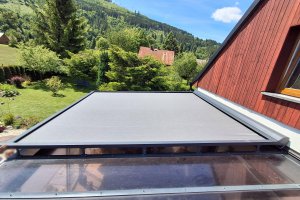 Climavelum Zip, markýza pro zimní zahradu, RAL 7016 antracit, rozměry: 4 005 mm x 4 750 mm, realizace Bohemiaflex CS