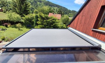 Climavelum Zip, markýza pro zimní zahradu, RAL 7016 antracit, rozměry: 4 005 mm x 4 750 mm, realizace Bohemiaflex CS