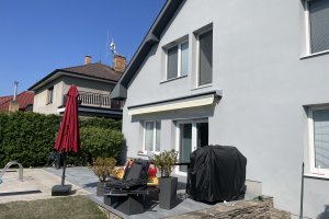 Markýza Sirius, 5 500 x 3 500 mm, RAL 9006 šedostříbrná jemná struk., realizace Bohemiaflex CS