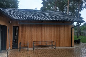Kazetová markýza Alandbox, RAL 7016 antracit, rozměr 5 080 x 3 500 mm, realizace Bohemiaflex CS