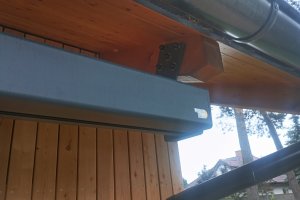 Kazetová markýza Alandbox, RAL 7016 antracit, rozměr 5 080 x 3 500 mm, realizace Bohemiaflex CS