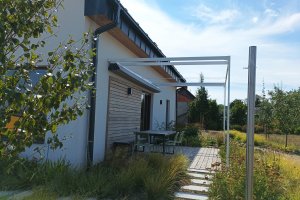 Pergola Latin 80, RAL 9010 bílá, rozměr 5 060 x 3 170 mm, realizace Bohemiaflex CS