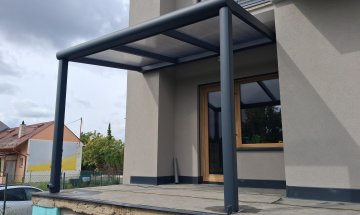 Pergola Piazza, 3 150 x 2 030 mm, RAL 7016 antracit, realizace Bohemiaflex CS